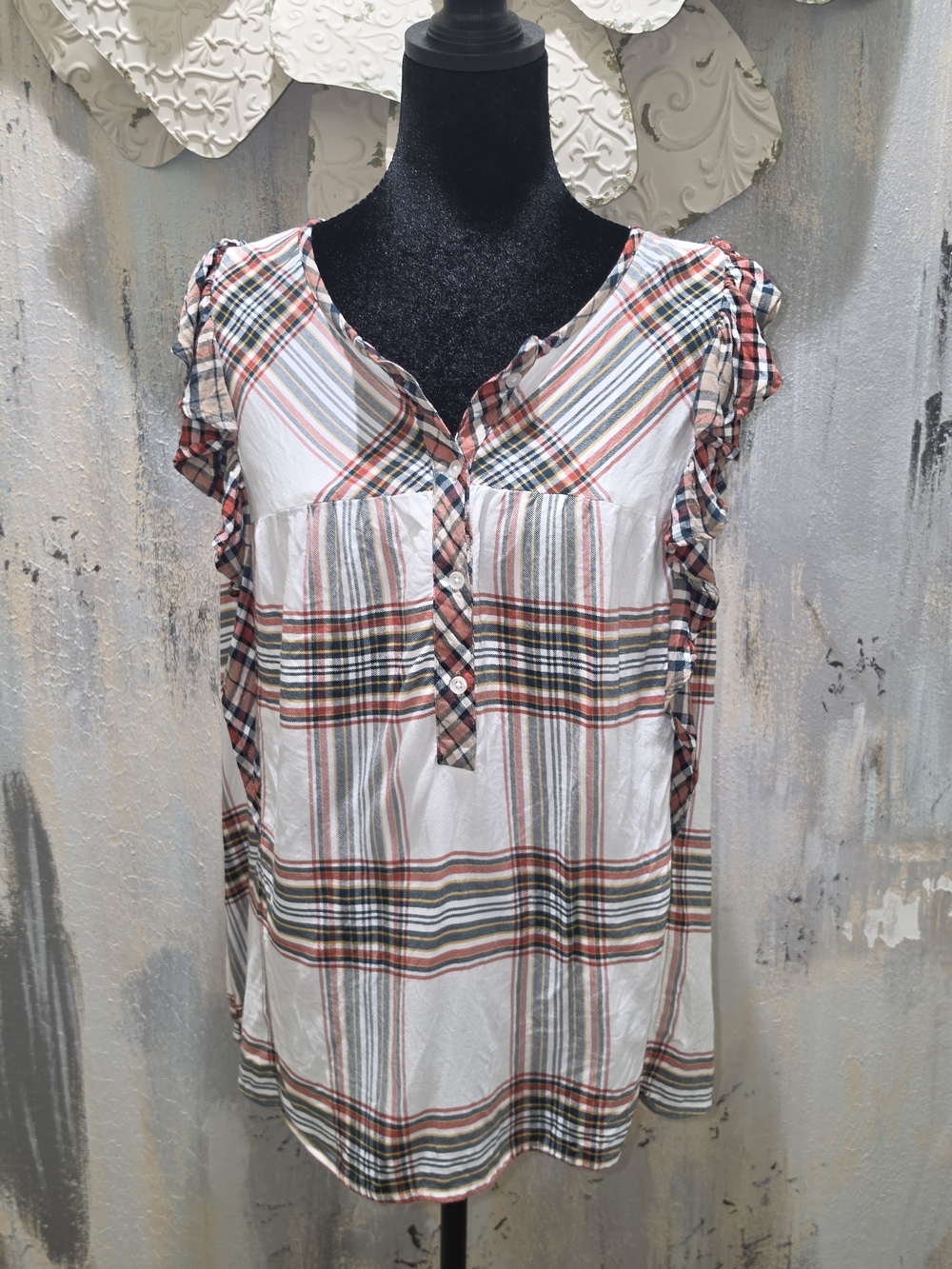 Time and Tru White Plaid Cap-Sleeve Tank Top with Red & Green Stripes